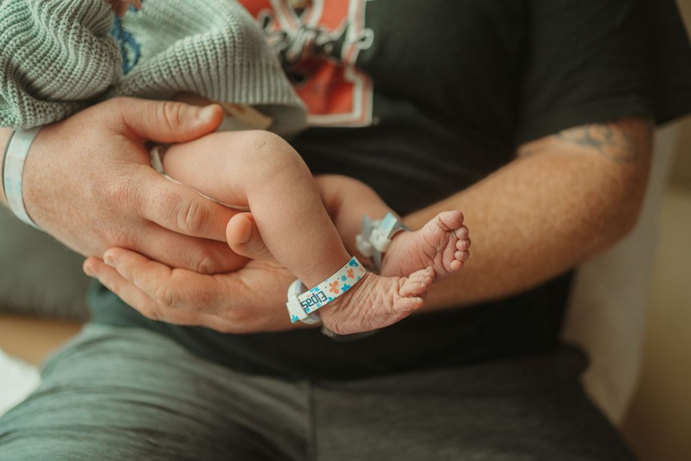 Baby toes by Clarksville Tennessee Fresh 48 hospital photographer Disney Magic Photography