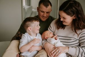 Newborn photographer in nelson tasman motueka