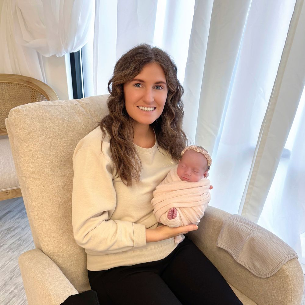 Clevelands Best Newborn Photographer Shannon owner of Ity Bity Photography in Avon Ohio Luxury Studio Baby Photos