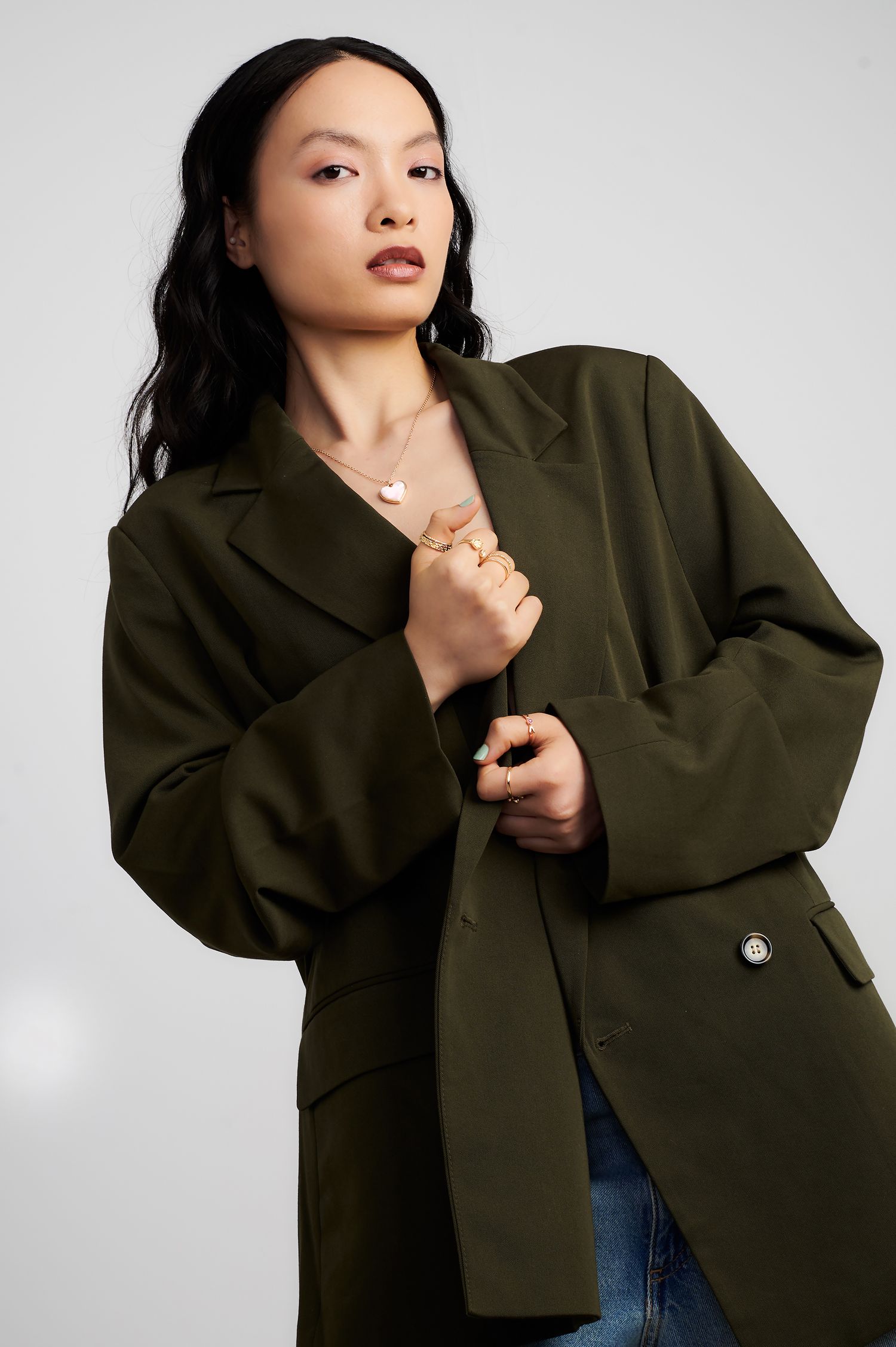 ART82STUDIO offers full-service fashion and e-commerce photography in Amsterdam.