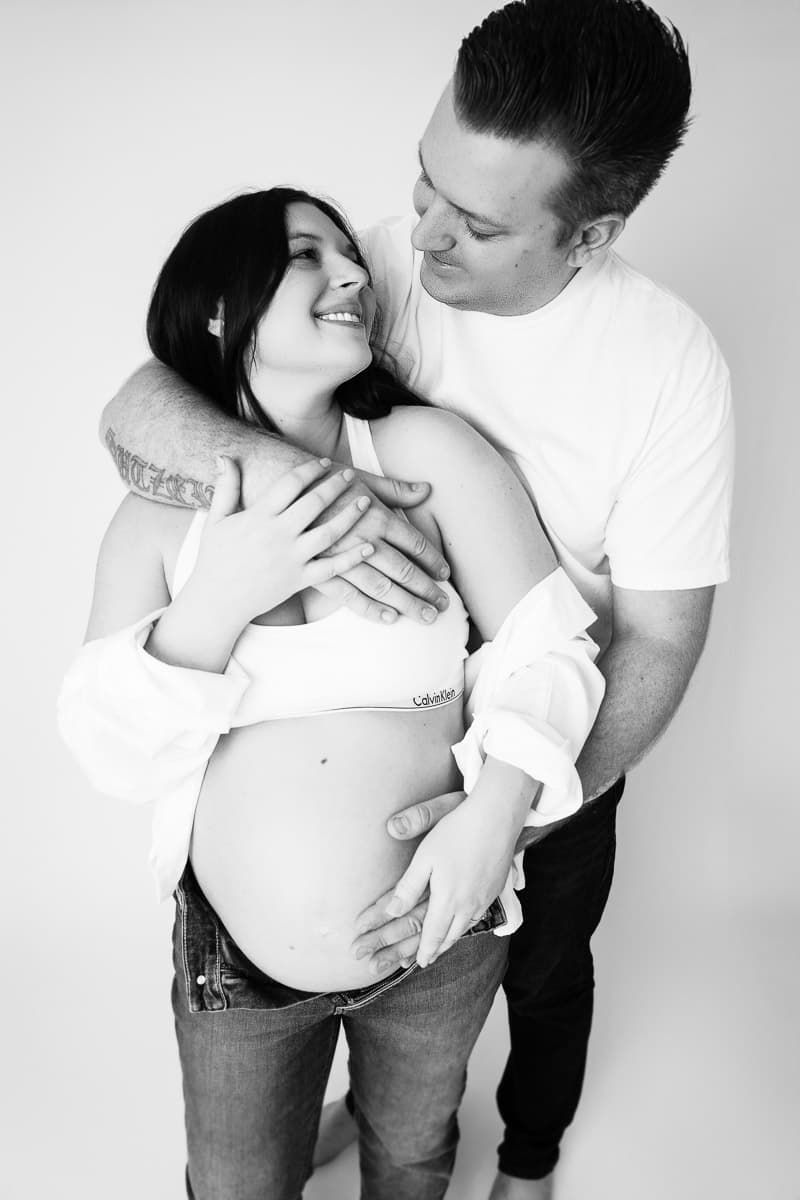 fun maternity photoshoot inArlington Heights