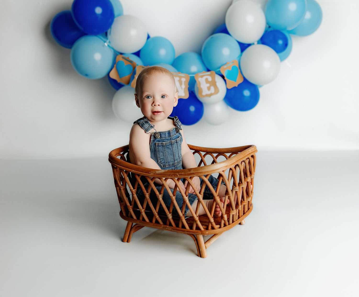 Portsmouth OH Cake Smash Photography | Bailey's Photography, LLC | Baby Photoshoot