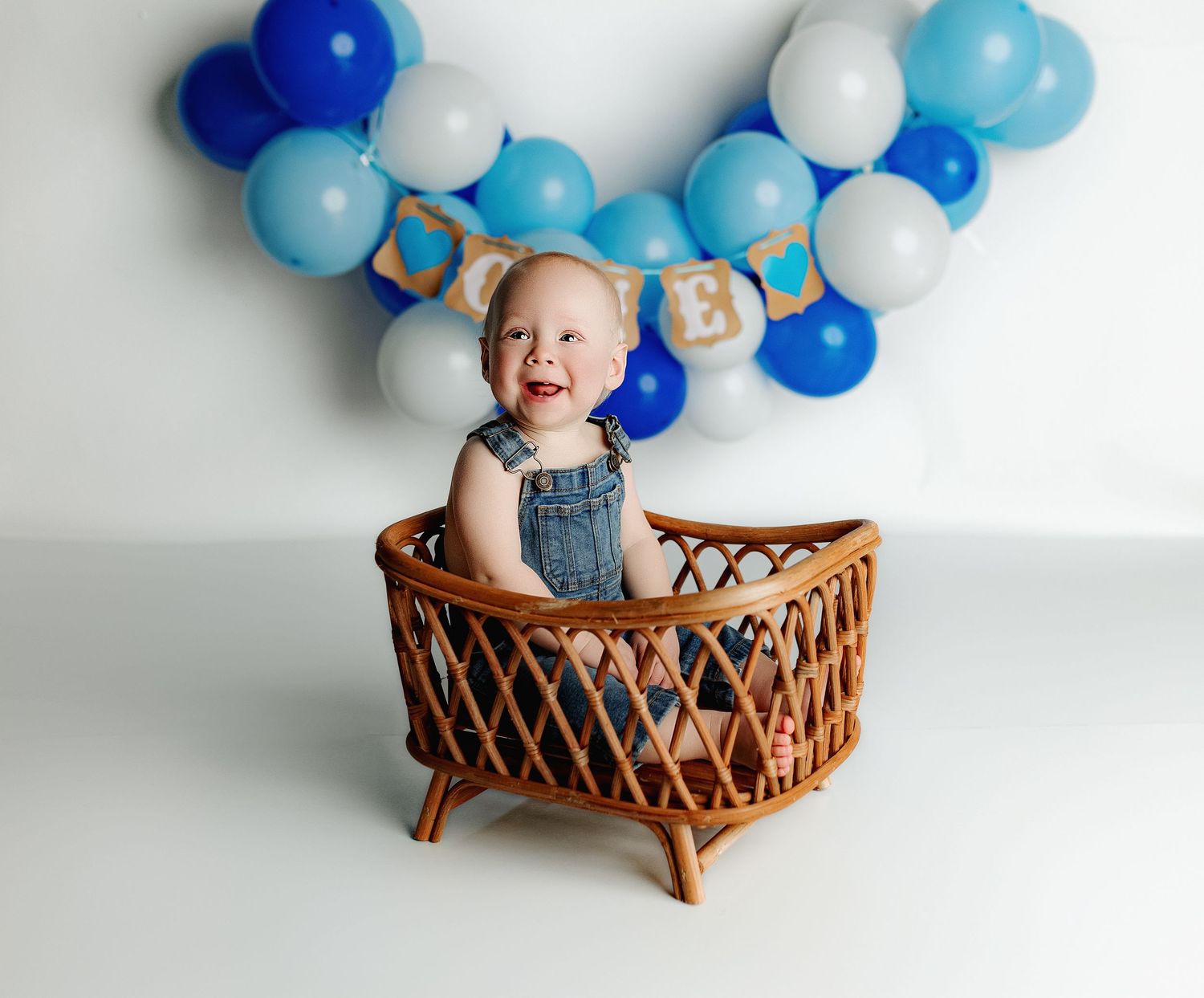 Portsmouth OH Cake Smash Photography | Bailey's Photography, LLC | Baby Photoshoot