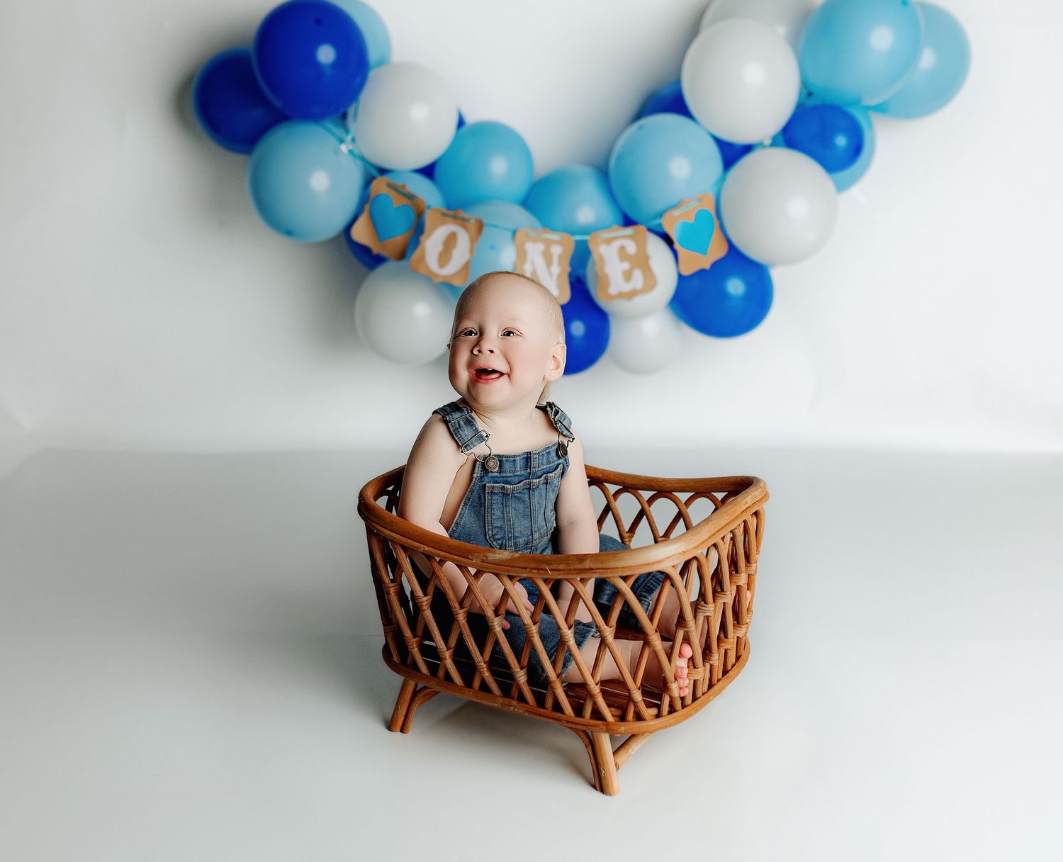 Portsmouth OH Cake Smash Photography | Bailey's Photography, LLC | Baby Photoshoot