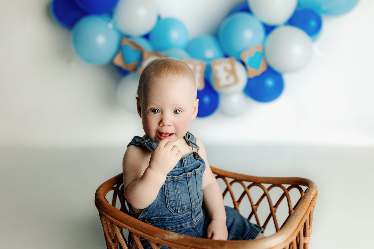 Portsmouth OH Cake Smash Photography | Bailey's Photography, LLC | Baby Photoshoot