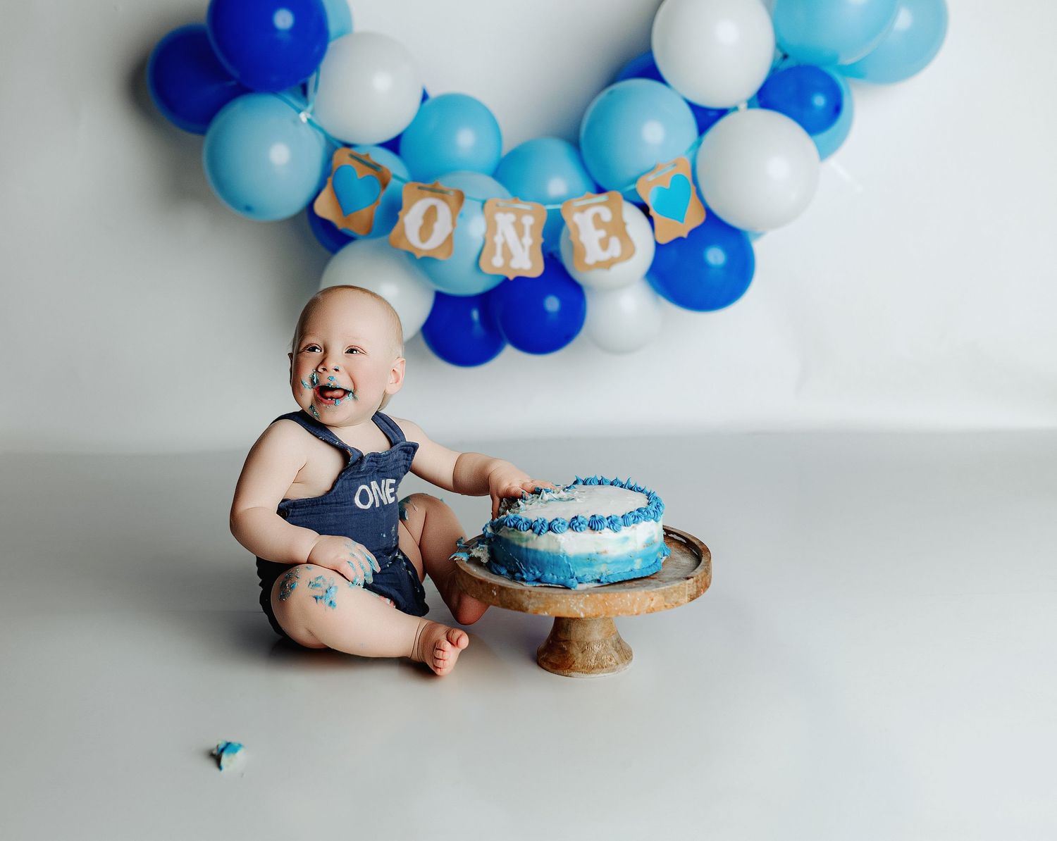 Portsmouth OH Cake Smash Photography | Bailey's Photography, LLC | Baby Photoshoot