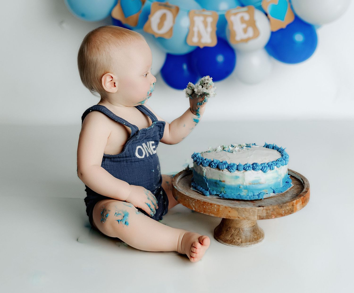 Portsmouth OH Cake Smash Photography | Bailey's Photography, LLC | Baby Photoshoot