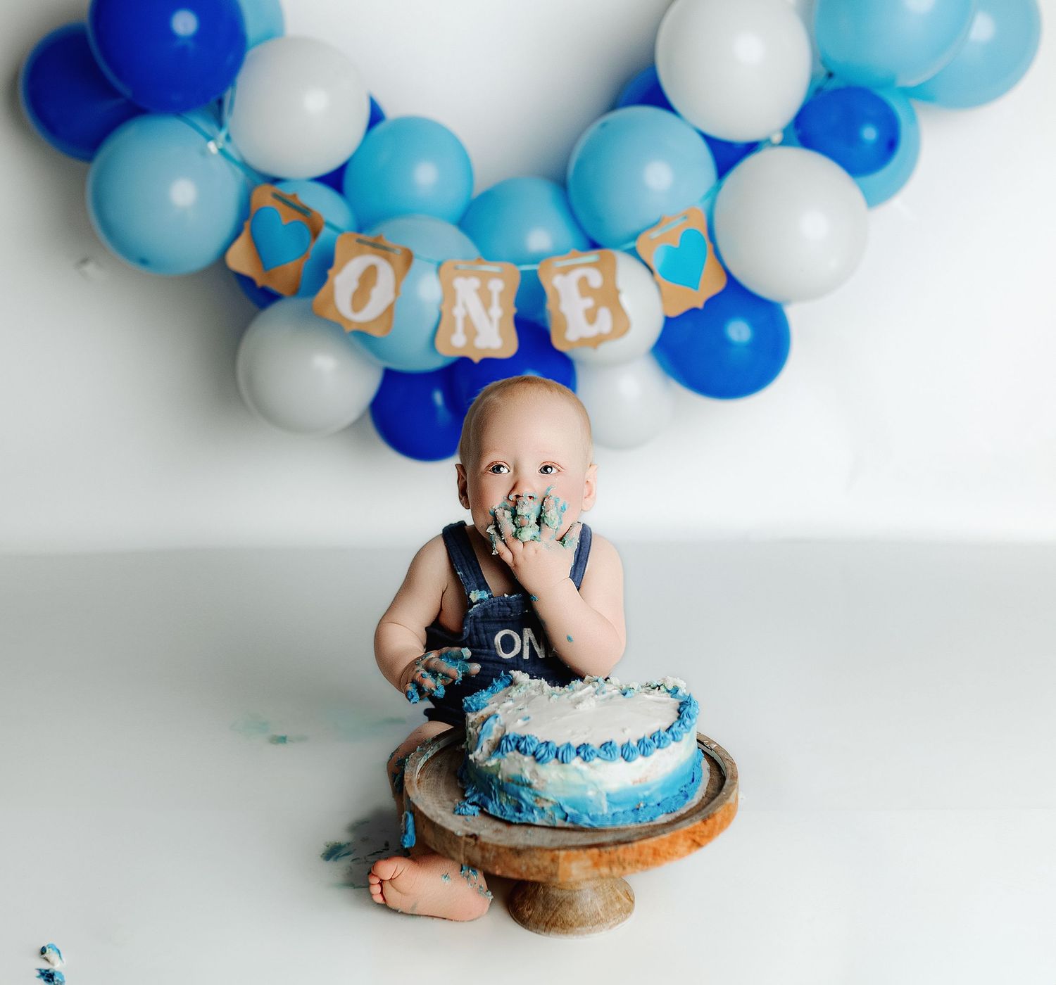 Portsmouth OH Cake Smash Photography | Bailey's Photography, LLC | Baby Photoshoot