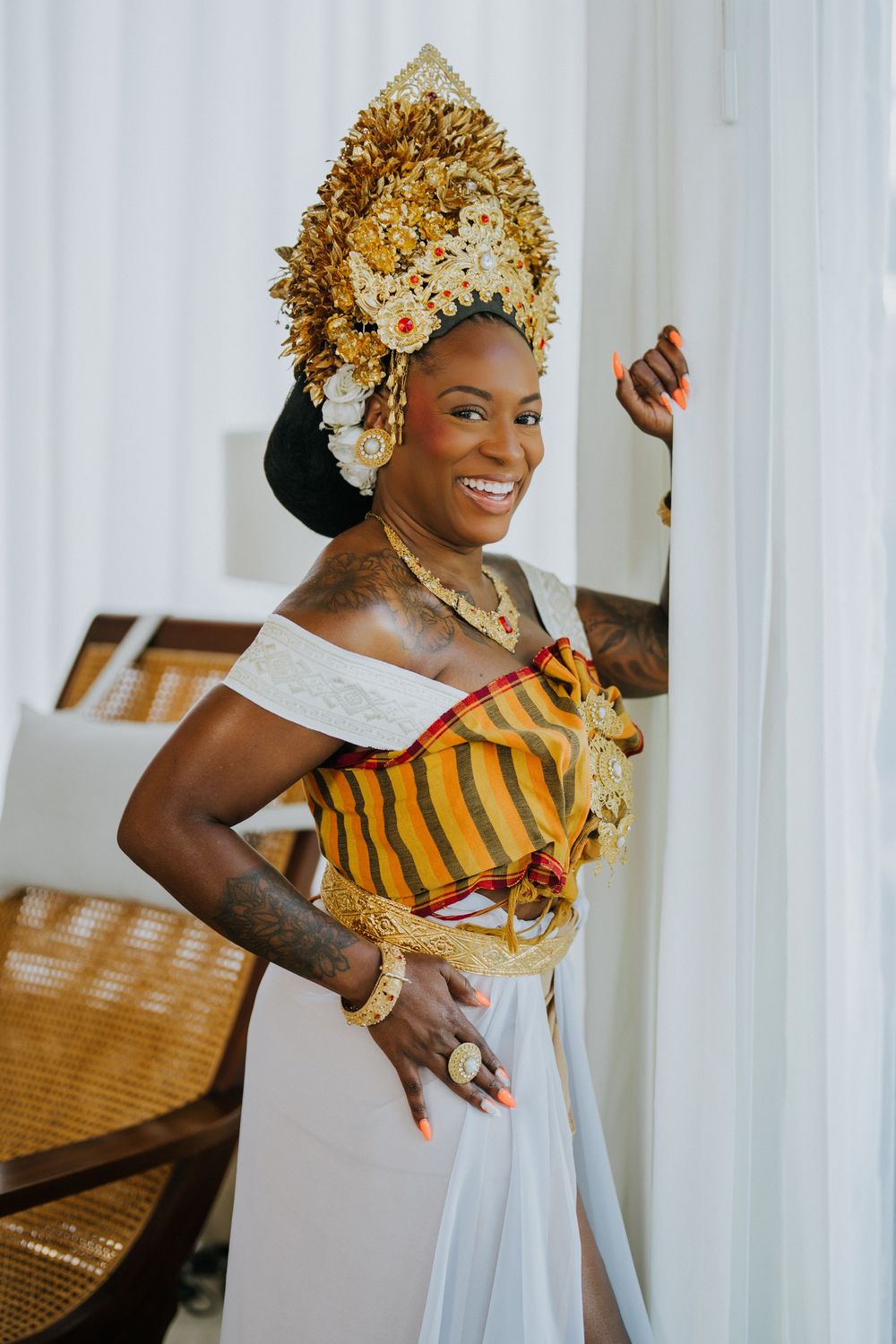 Solo traditional Balinese costume photoshoot at Samabe Suites Bali