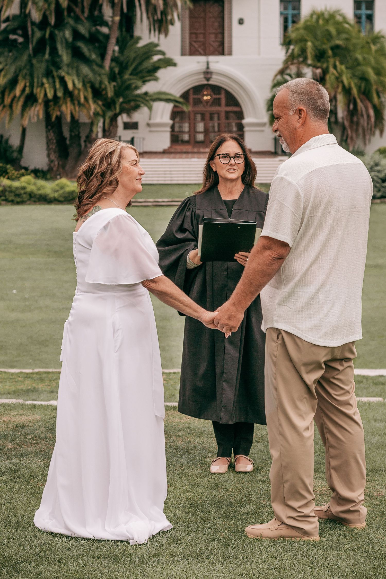Elopement photographer santa barbara county, montecito. wedding photographer santa barbara courthouse