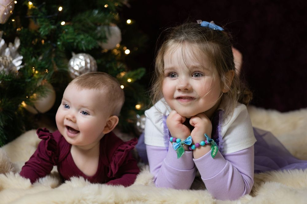 christmas photoshoot at home family