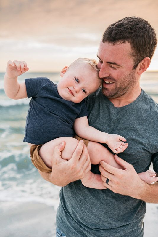 Spring time Photography specials near 30A, Henderson Beach, Destin Florida. family photographer captures beautiful family portraits.