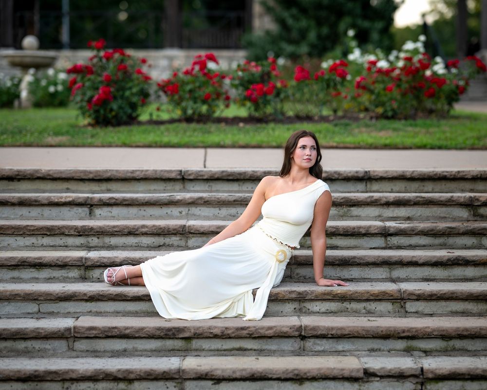 Kansas City senior portrait session - natural setting by Jen Welker Photographer