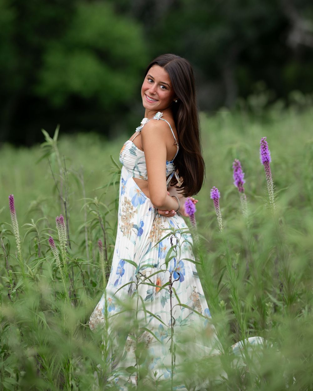 Kansas City senior portrait session setting by Jen Welker Photographer