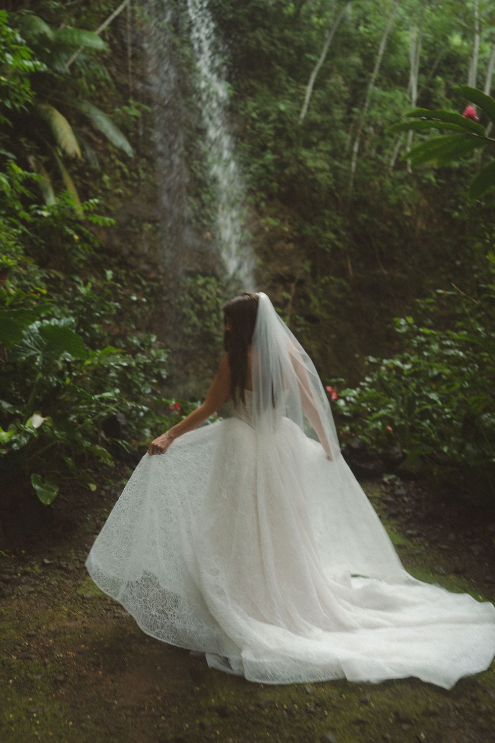 Kauai Waterfall elopement