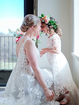 D'Vine Grace Vineyard McKinney TX  Dallas Fort Worth wedding venue first look spring wedding wedding dress outdoors ceremony bridal party