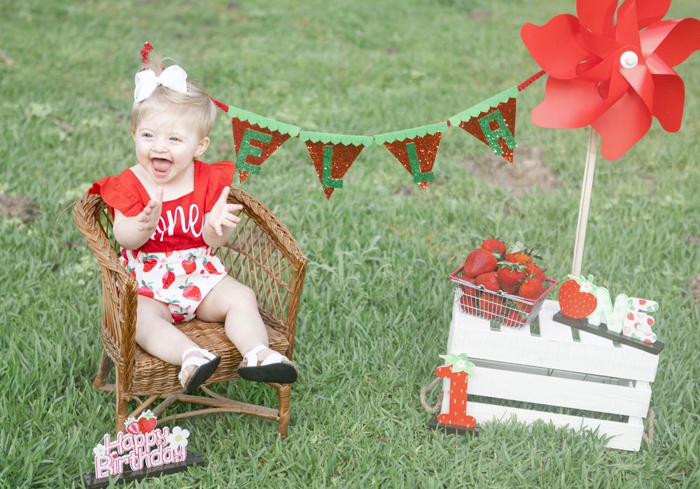 Brianna Alvis Photography | Lufkin, TX photographer capturing light, natural, and emotional moments across East Texas.