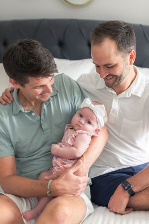 In-home newborn family photos, St. Louis, MO