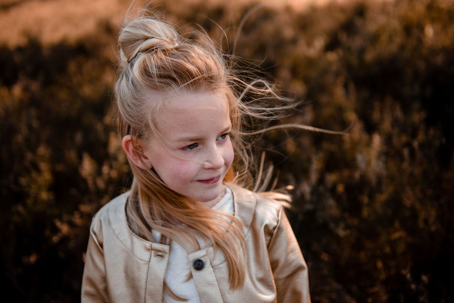 Communieshoot in de Kempen met natuurlijke lifestyle fotografie