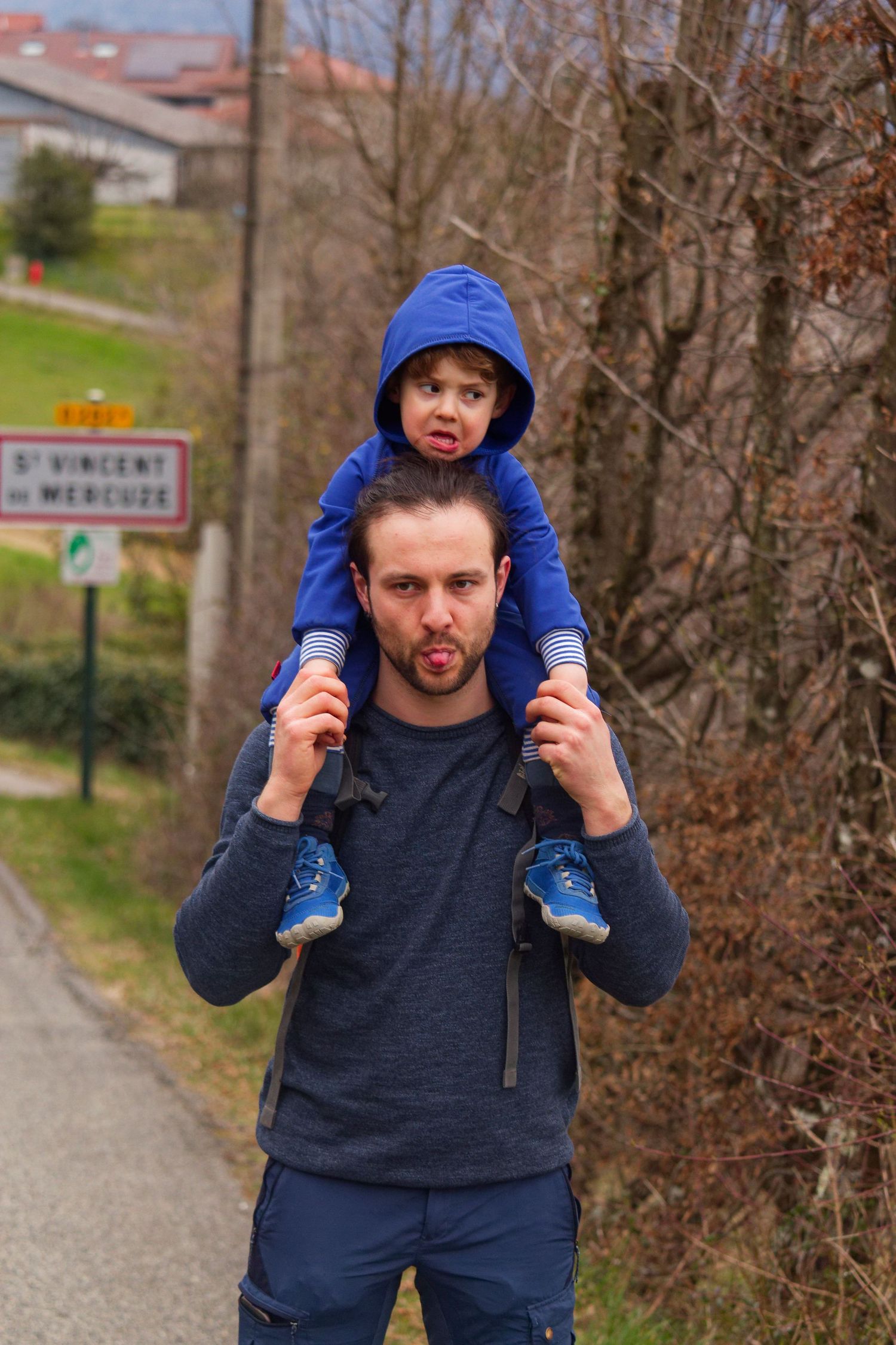 Photographe famille dans le Grésivaudan et en Isère - Moment père et fils