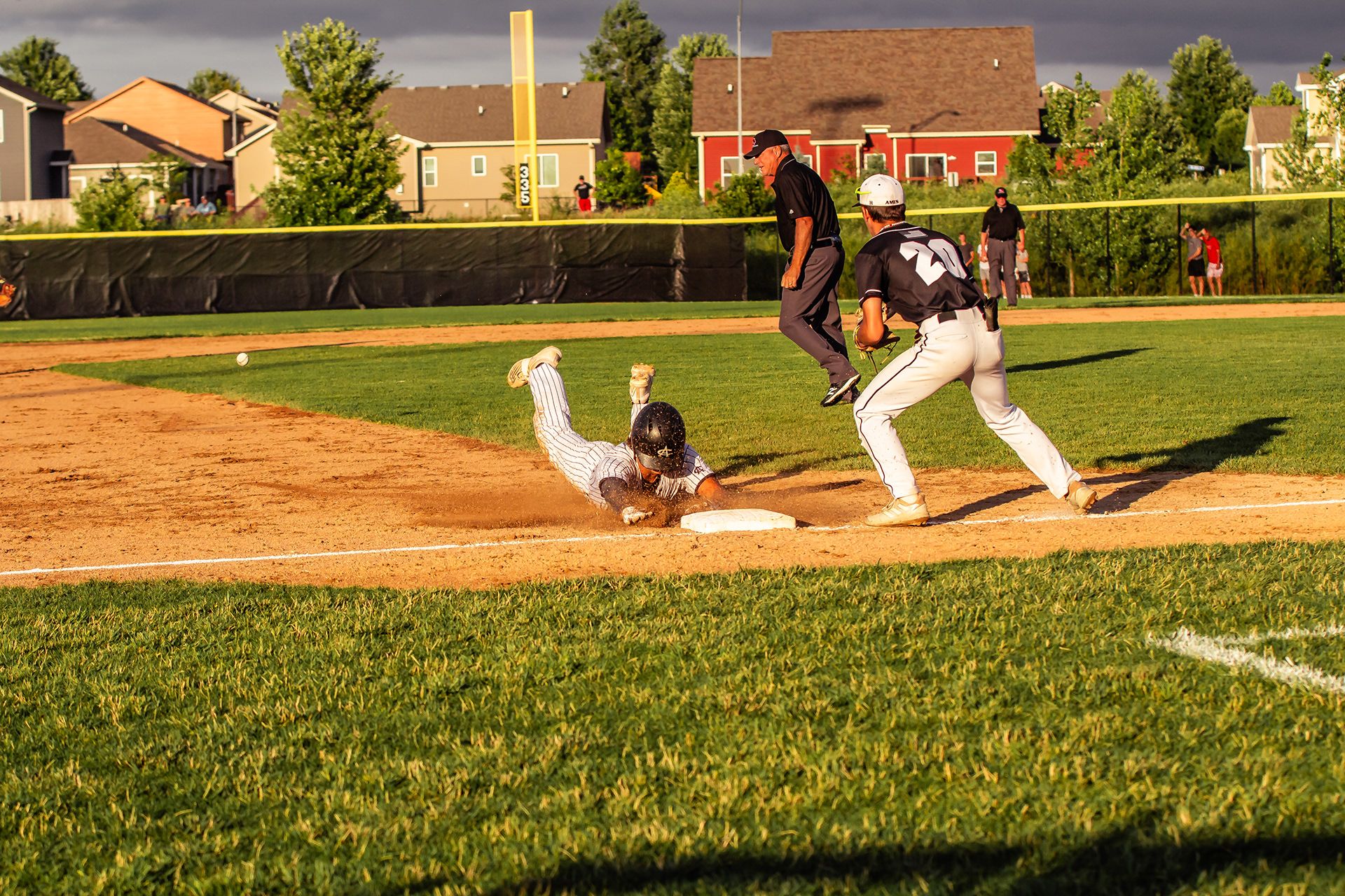 Rusted Rose Studios- Photographer in Iowa capturing weddings, seniors, sports and more! Contact us for more information.