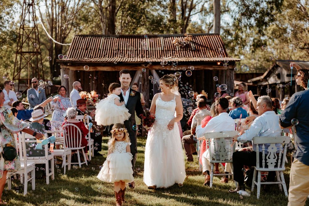 The joan collective photographer photo wedding photography Brisbane Ipswich family maternity