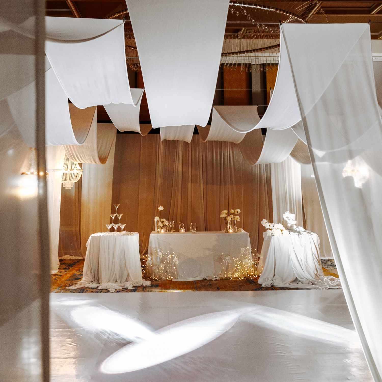 In the heart of Phu Quoc, Ray & Alica found the perfect place to celebrate their love.