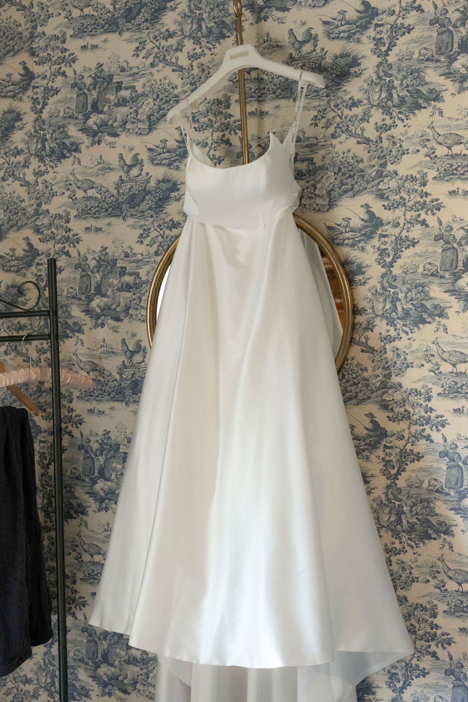 Dordogne french destination wedding photographer Château de Raysse