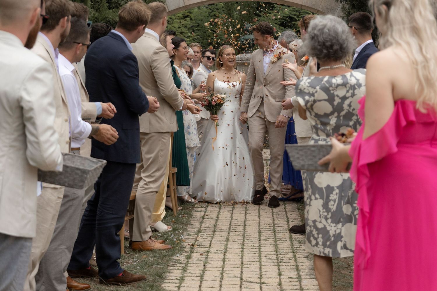 Dordogne french destination wedding photographer Château de Raysse