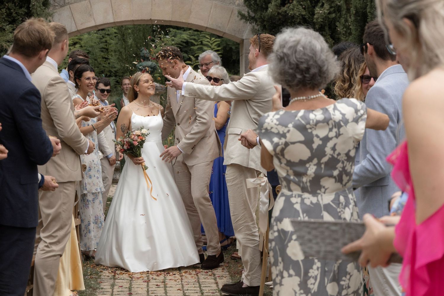 Dordogne french wedding photographer Château de Raysse