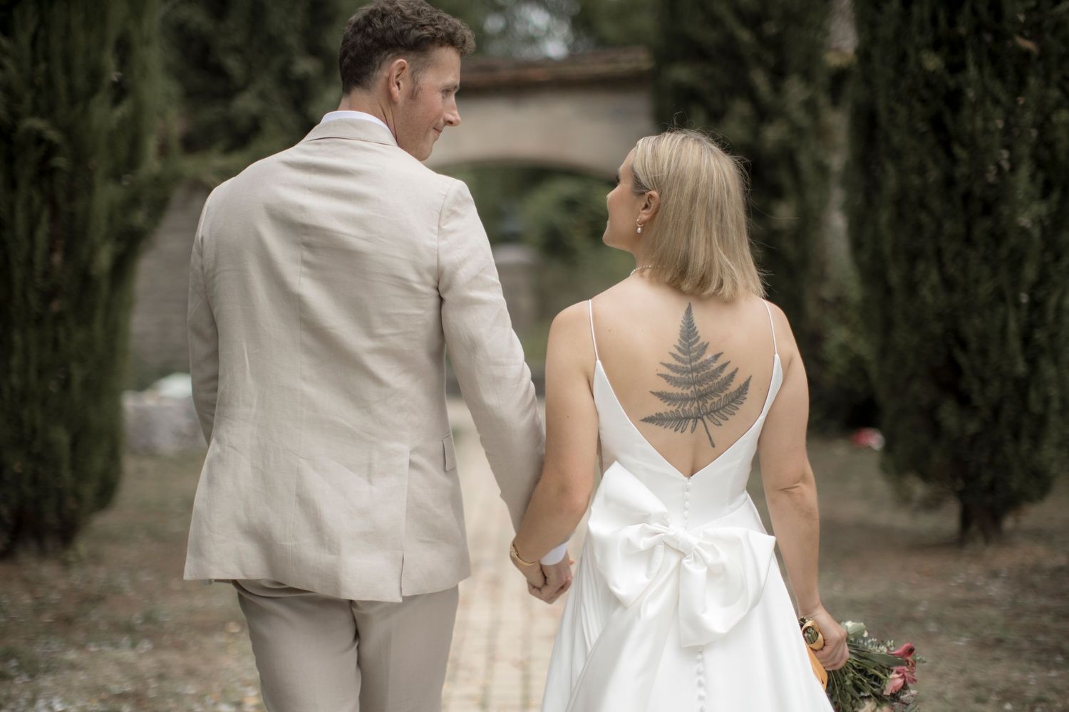 Dordogne french destination wedding photographer Château de Raysse