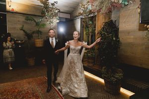 Bride and groom Elegant reception hall at Johannesdal 1207