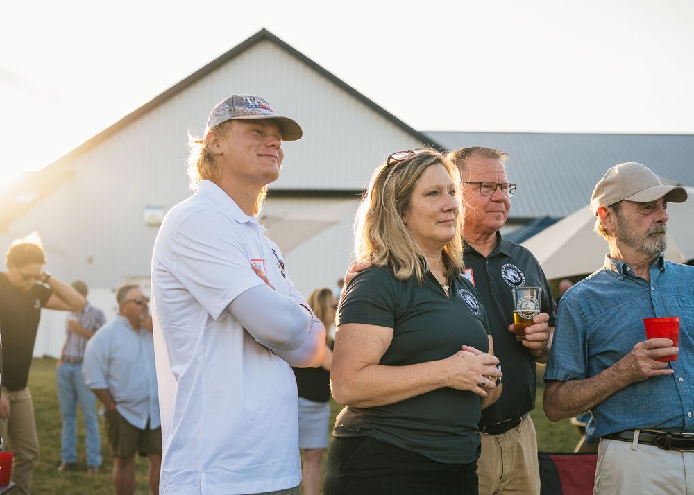 Candid Family Portrait at Chilly Hollow Brewing Company in the Shenandoah Valley