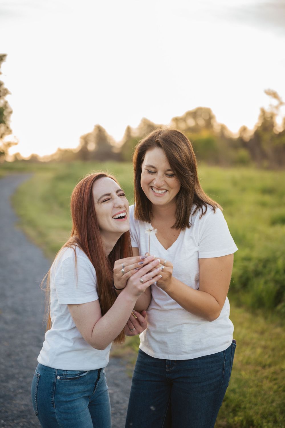 Best friend photo session at Blandy Experimental Farm in Clarke County, Virginia