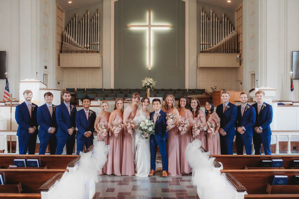 Fall wedding in Hartselle Alabama with blush and navy wedding colors