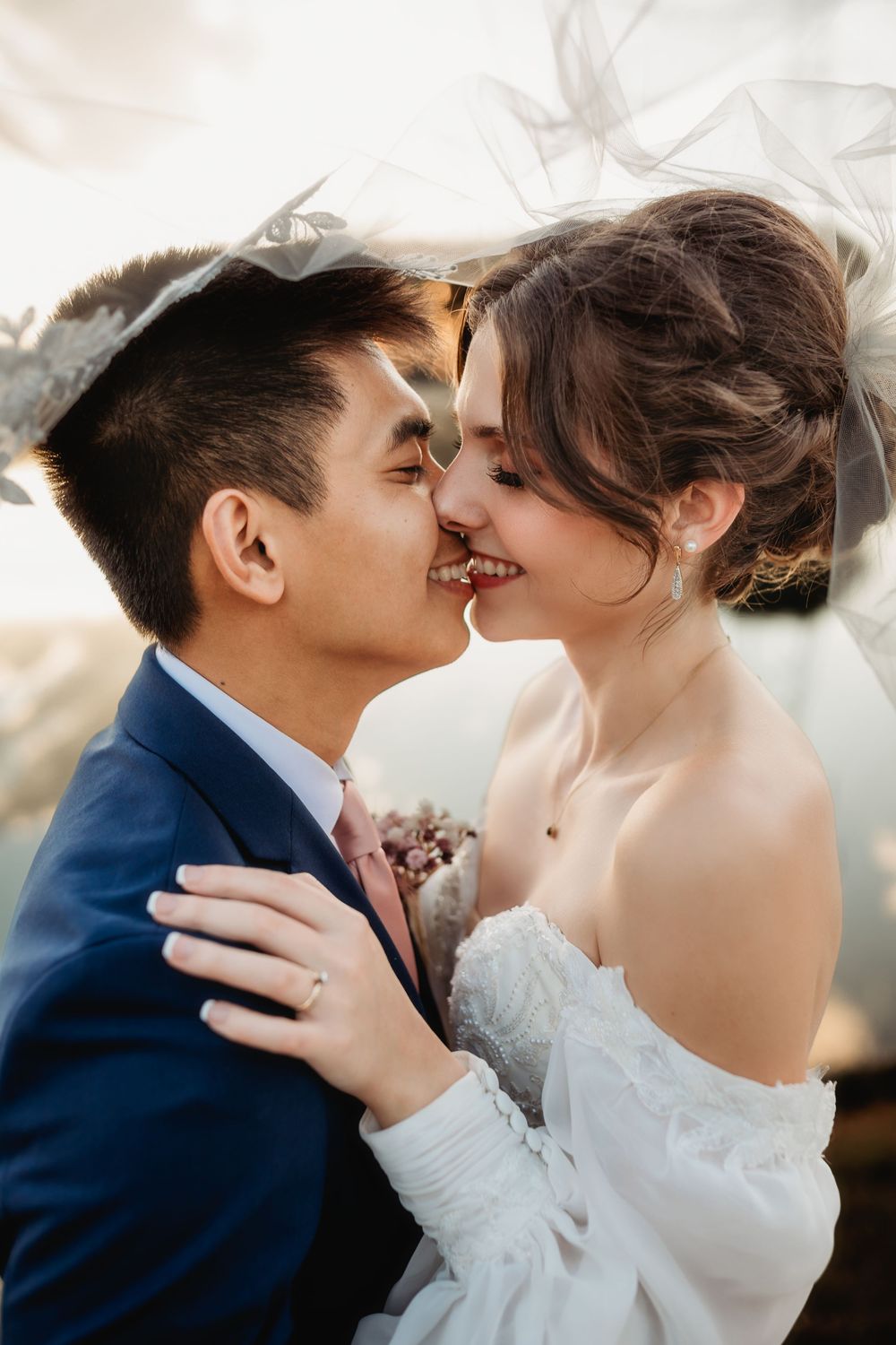 beautiful fall wedding portraits at a park in Hartselle, Alabama by a North Alabama Photographer