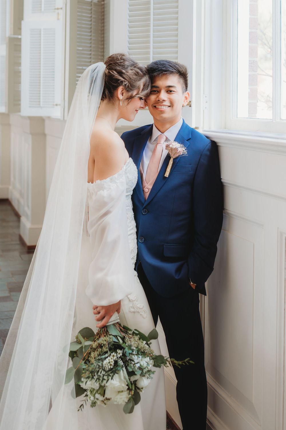 Fall wedding in Hartselle Alabama with blush and navy wedding colors