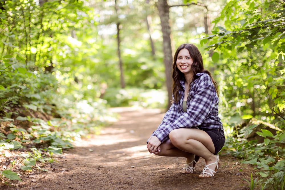 Natural light senior photos at Enger Tower Park in Duluth Minnesota