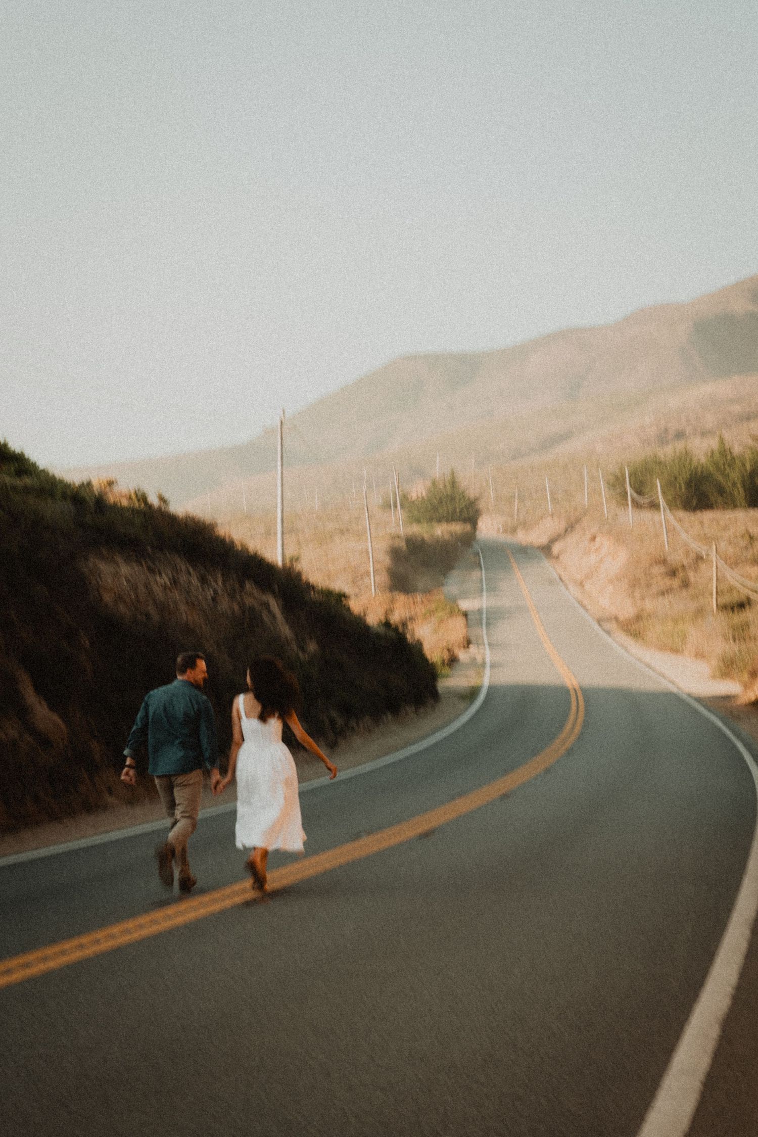 big sur Engagement Photo Outfits