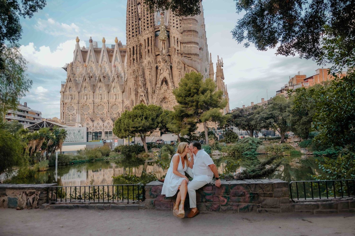 Couple session Sagrada Familia basilica