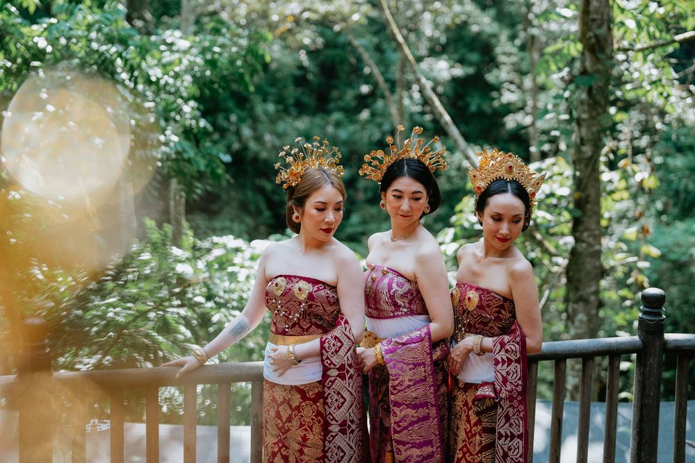 Traditional Balinese costume photography services at Capella Ubud