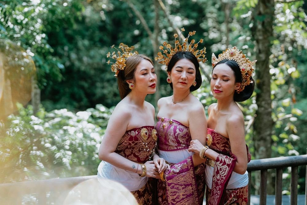 Traditional Balinese costume photography services at Capella Ubud