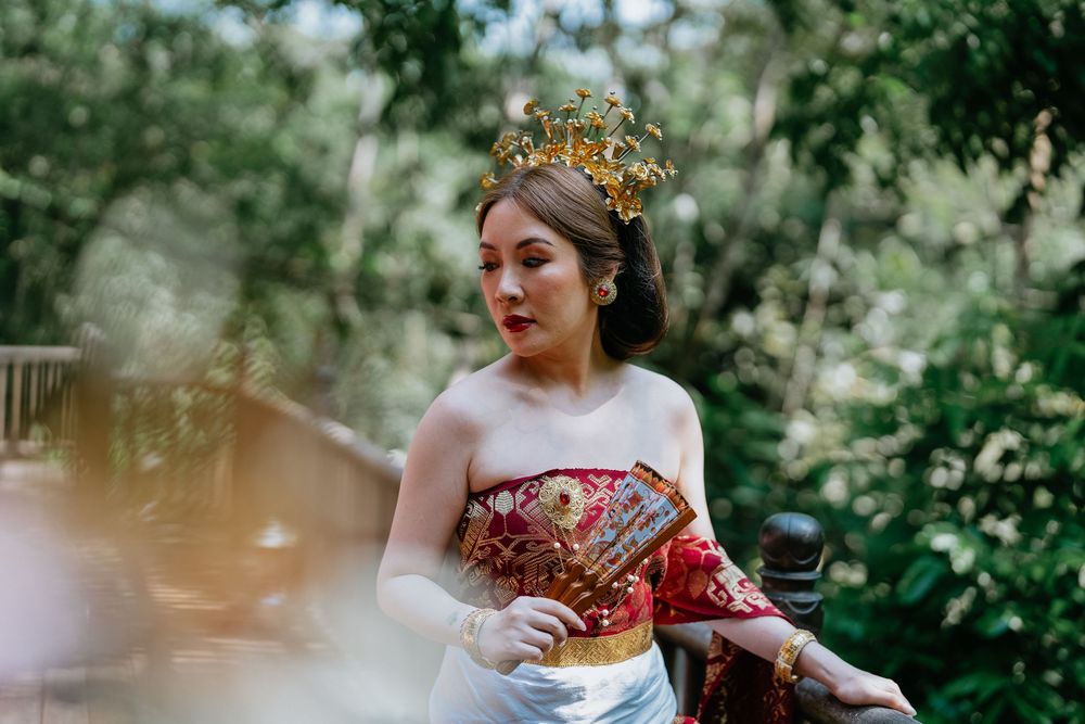 Traditional Balinese costume photography services at Capella Ubud