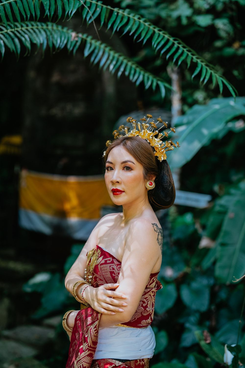 Traditional Balinese costume photography services at Capella Ubud