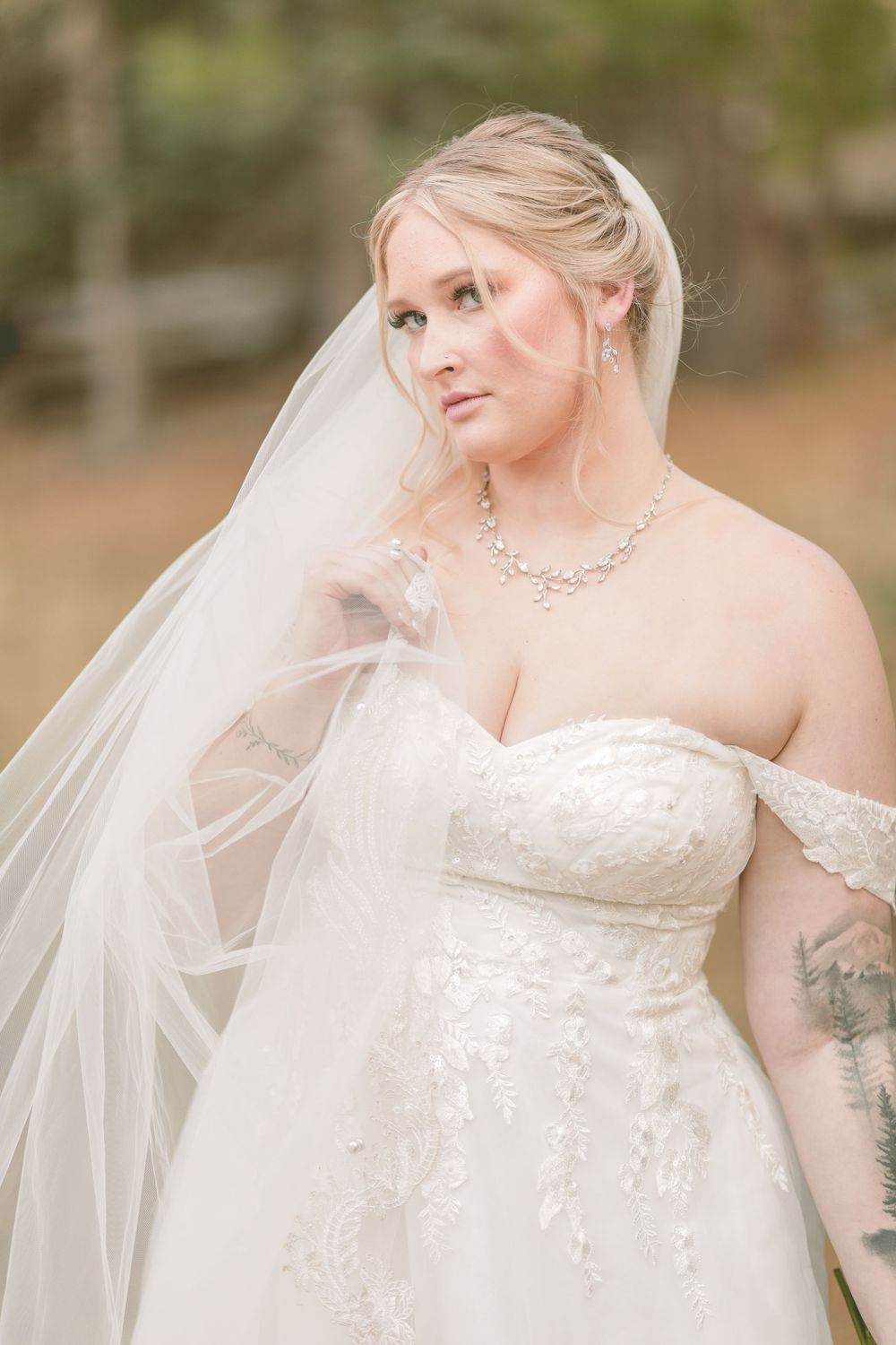 a wedding photography portrait in big bear lake of a woman