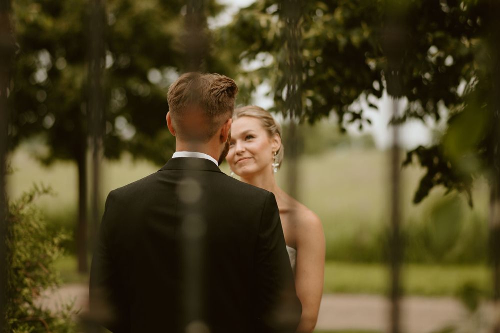 Minnesota Wedding Photographer, Romantic and Authentic Minnesota Photography, Minnesota Couple Photos | Rachel Marie Photography