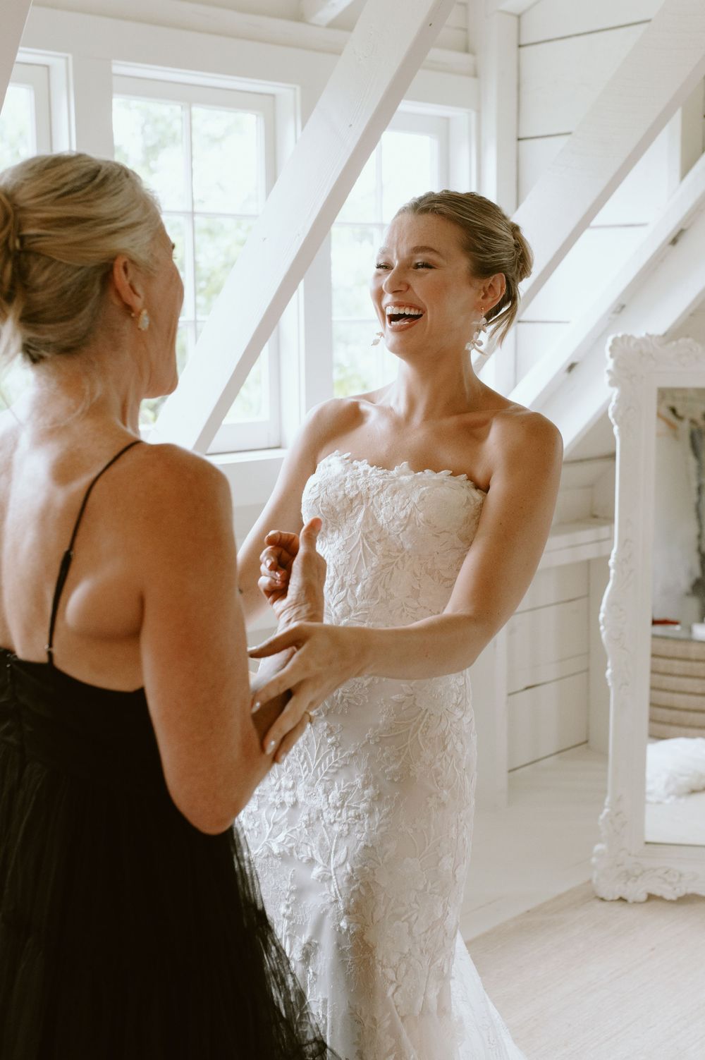 Minnesota Wedding Photographer, Romantic Authentic Minnesota Photography, Minnesota Couple Photos | Rachel Marie Photography, Minneapolis