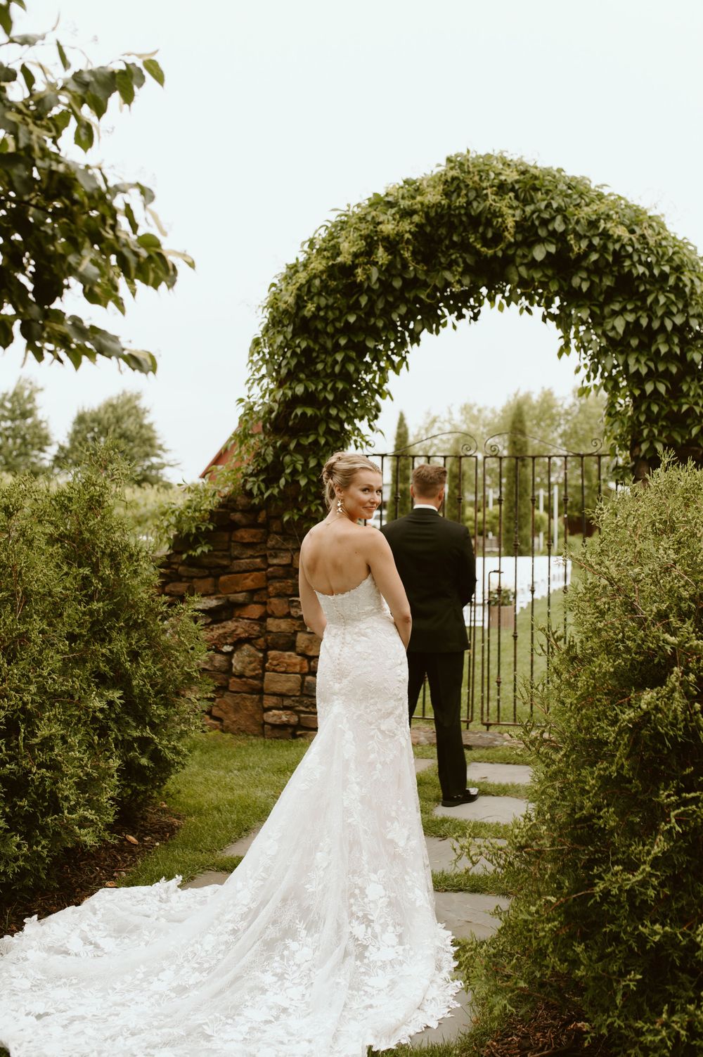Minnesota Wedding Photographer, Romantic and Authentic Minnesota Photography, Minnesota Couple Photos | Rachel Marie Photography