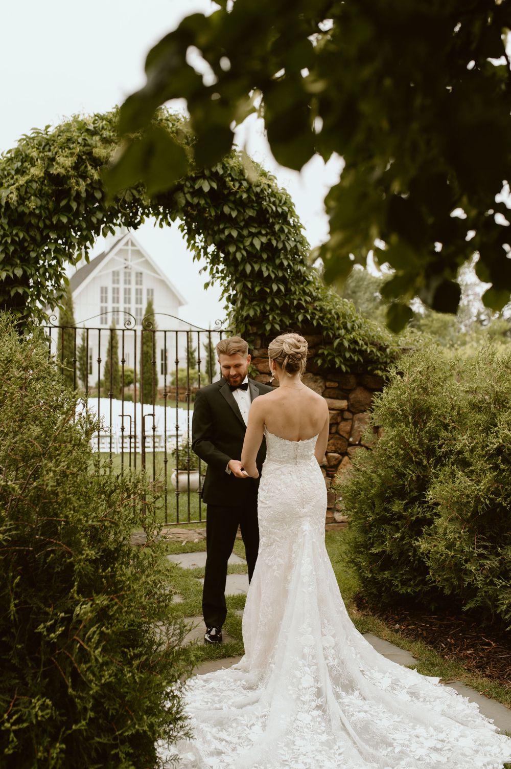 Minnesota Wedding Photographer, Romantic and Authentic Minnesota Photography, Minnesota Couple Photos | Rachel Marie Photography