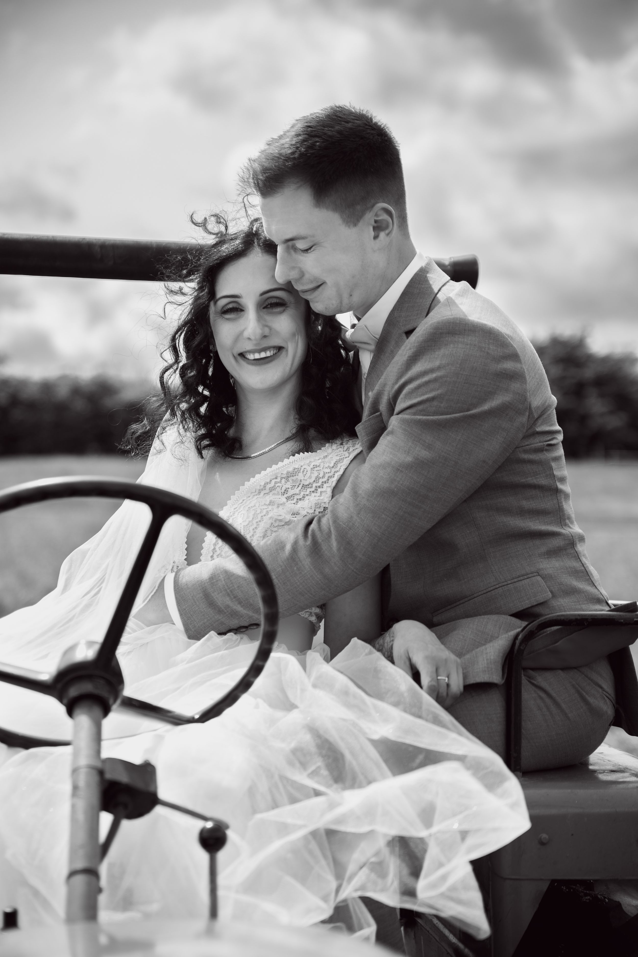 Hochzeitstanz, Brautpaar, Hochzeit, bride, groom, fist dance, first look, love, wedding, elegant , boberger dünen hamburg